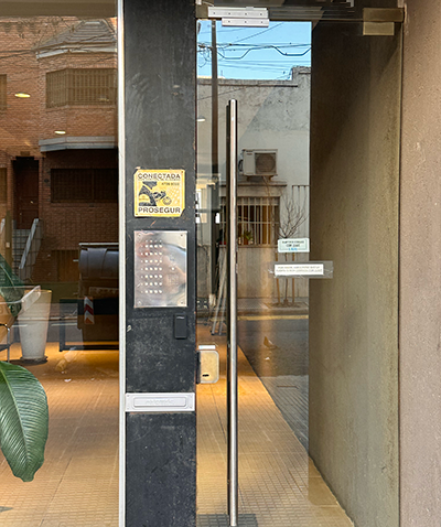 Instalación de sistema AIRA en edificio residencial 3